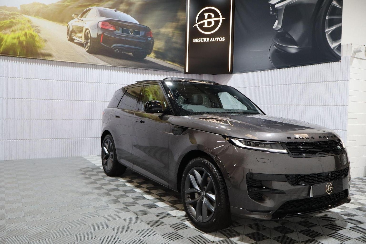 Used Land Rover Range Rover Sport 2025 for sale - 76211776: Photo 4