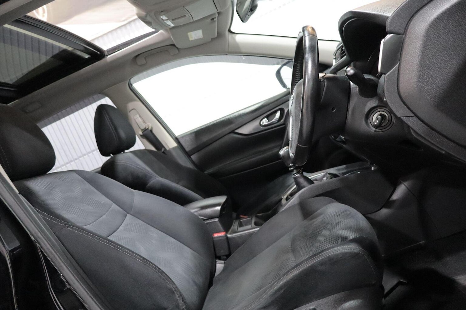 Used Nissan X-Trail 2016 for sale - 76769926: Photo 40