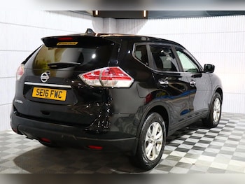 Used Nissan X-Trail 2016 for sale - 76769926: Photo