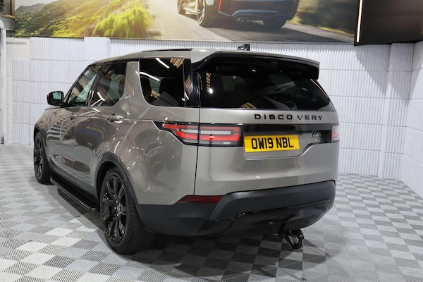 Used Land Rover Discovery 2019 for sale - 76305504: Photo 11