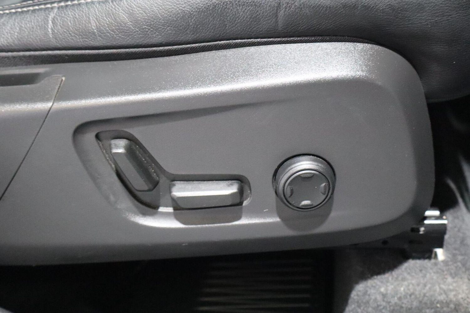 Used Volvo XC40 2021 for sale - 77983738: Photo 13