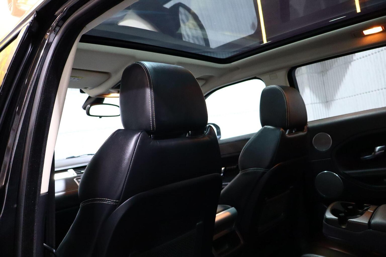 Used Land Rover Range Rover Evoque 2012 for sale - 76571235: Photo 40