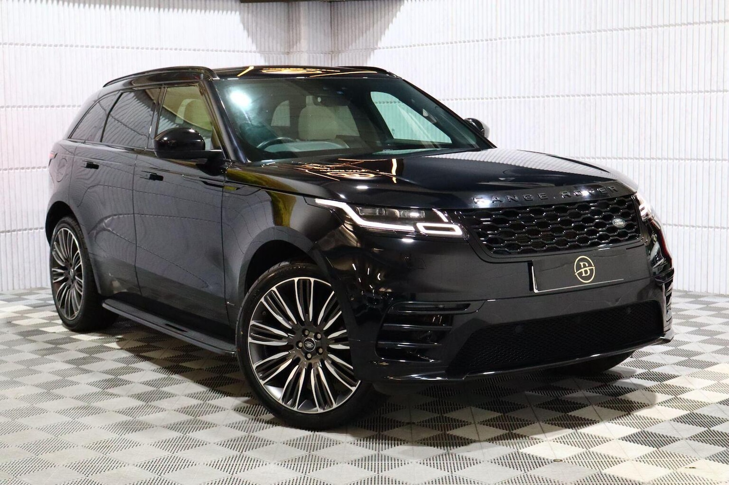 Used Land Rover Range Rover Velar 2018 for sale - 76769787: Photo 1