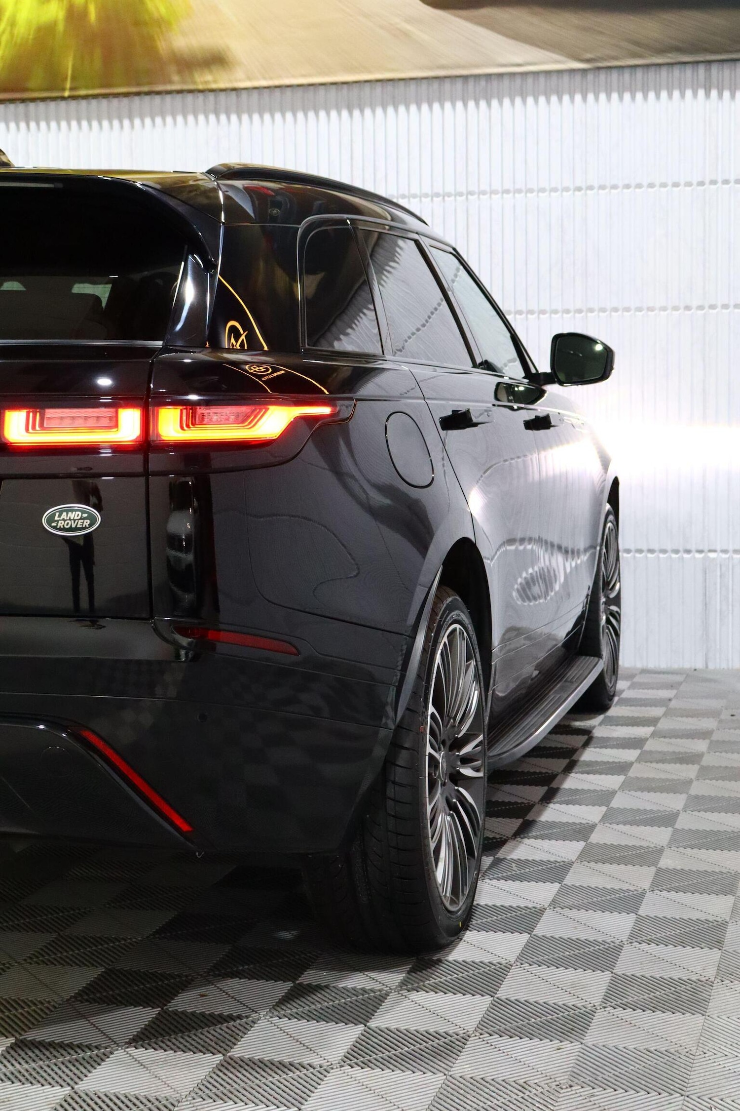 Used Land Rover Range Rover Velar 2018 for sale - 76769787: Photo 17