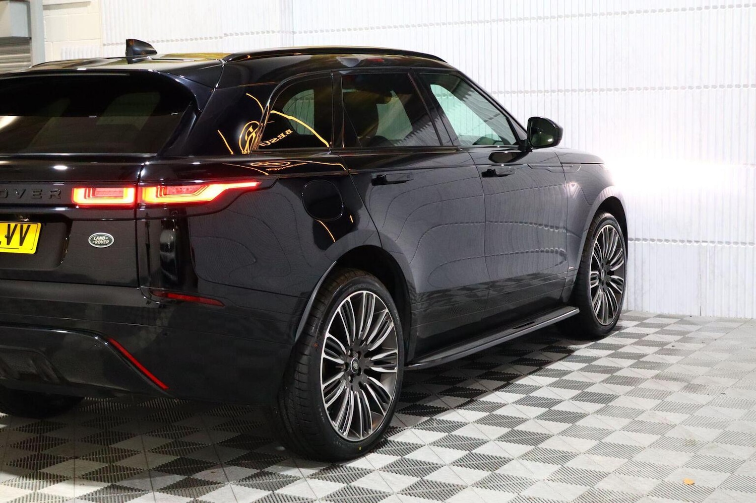 Used Land Rover Range Rover Velar 2018 for sale - 76769787: Photo 18