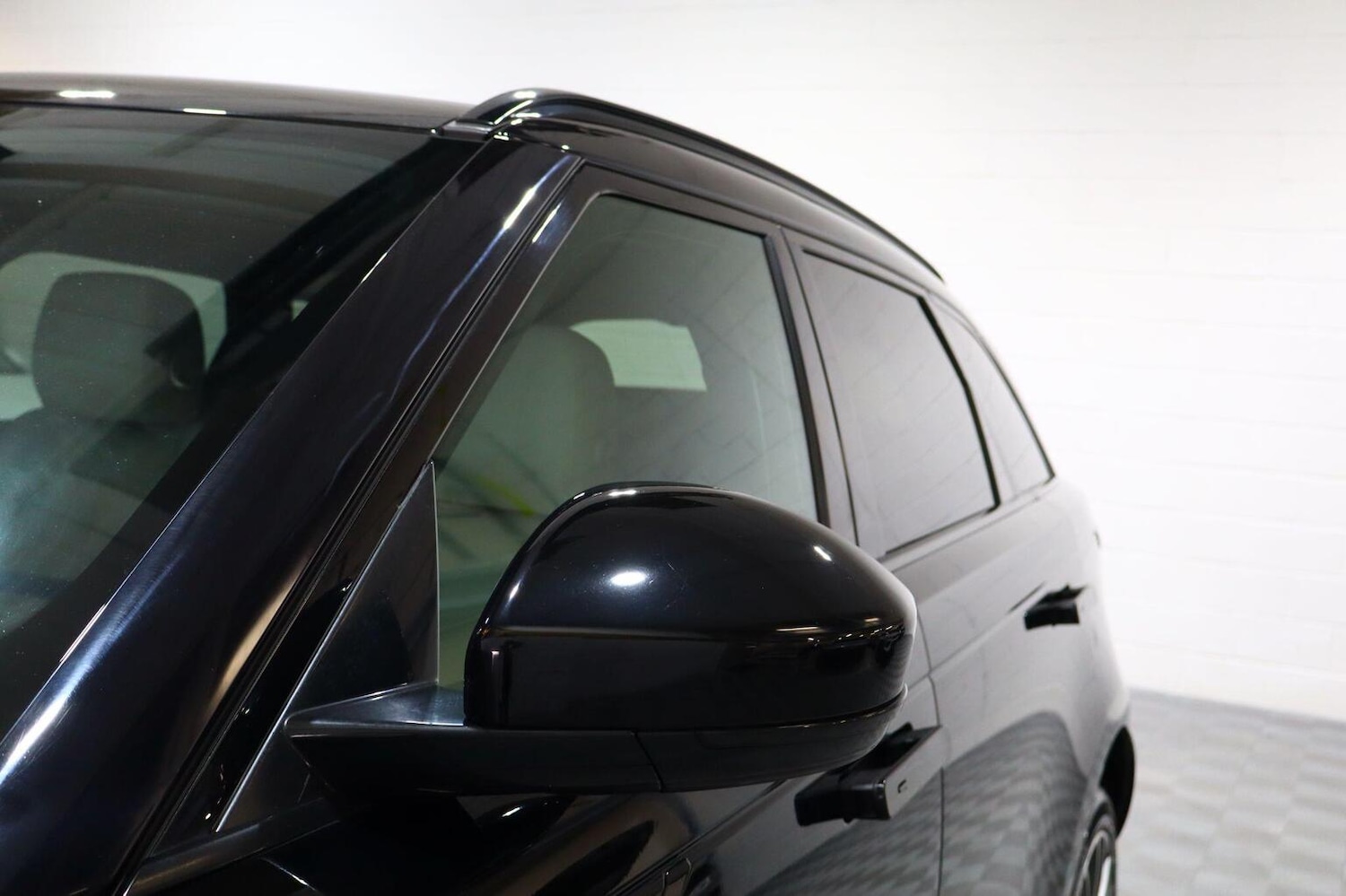 Used Land Rover Range Rover Velar 2018 for sale - 76769787: Photo 31