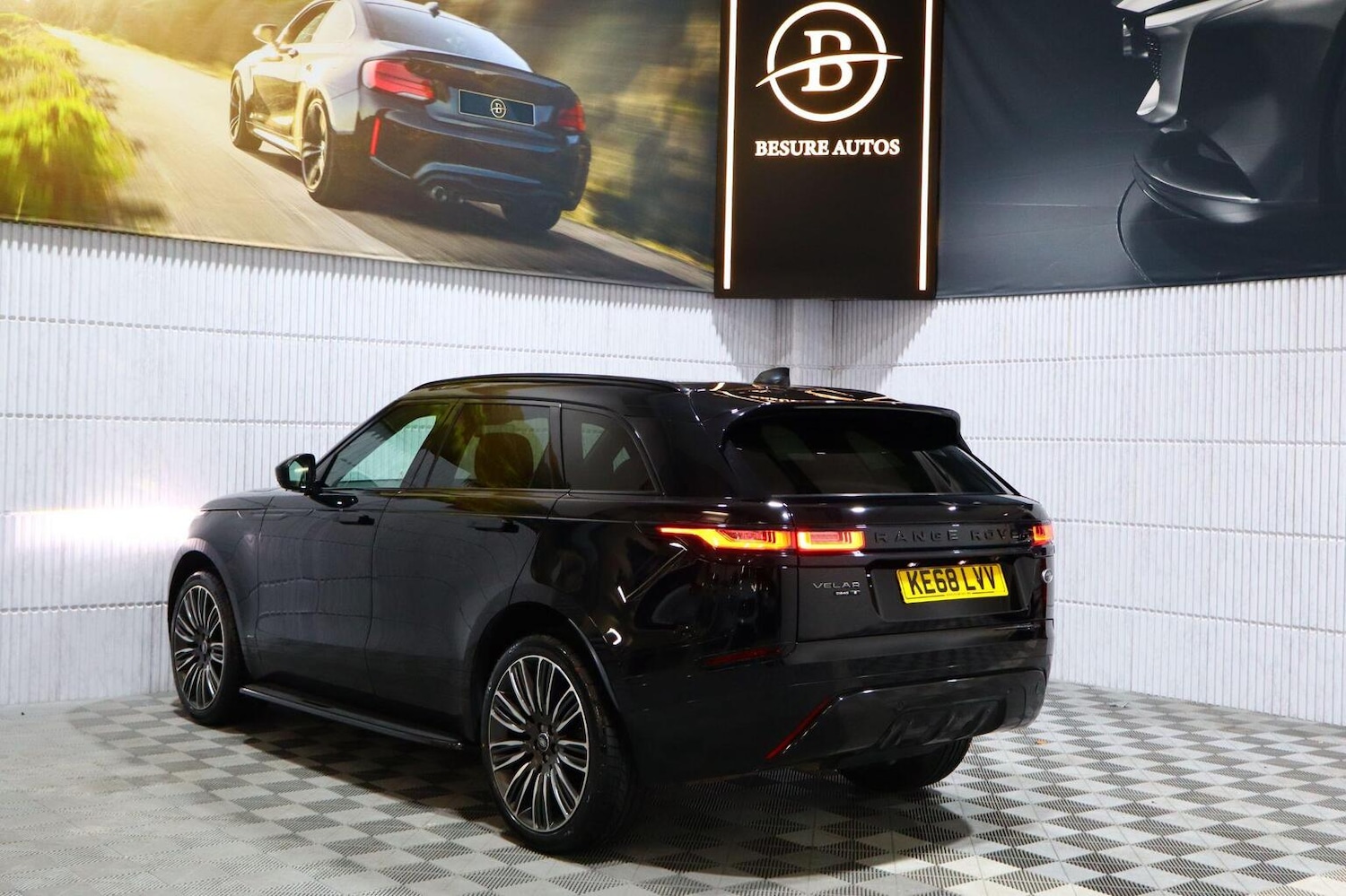 Used Land Rover Range Rover Velar 2018 for sale - 76769787: Photo 32