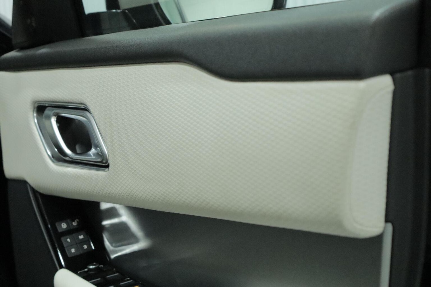 Used Land Rover Range Rover Velar 2018 for sale - 76769787: Photo 53