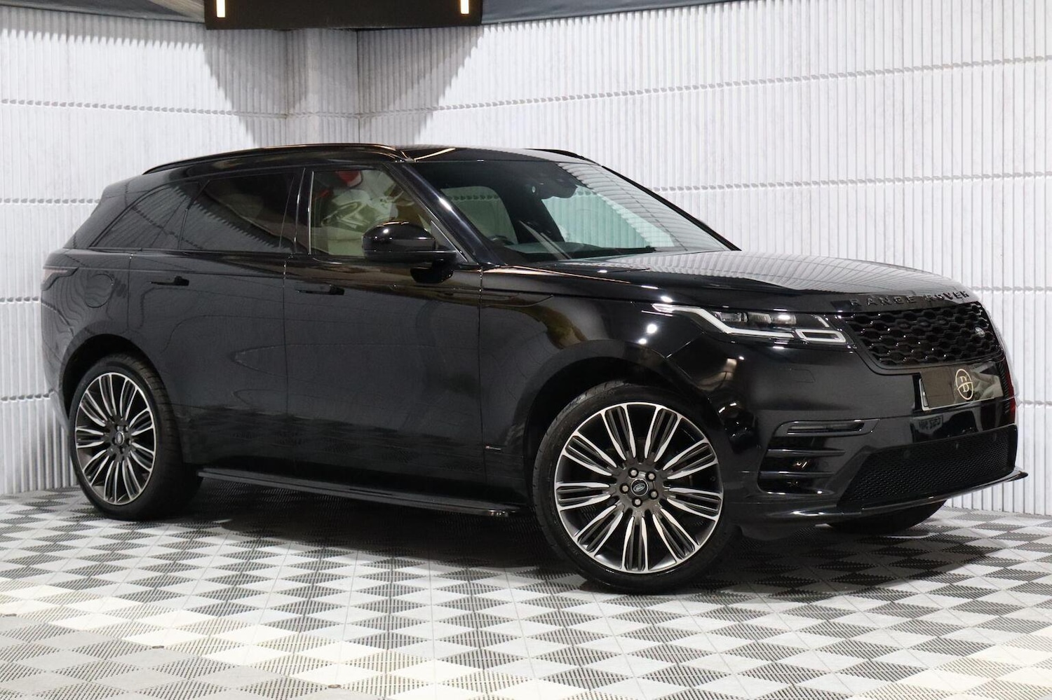Used Land Rover Range Rover Velar 2018 for sale - 76769787: Photo 6