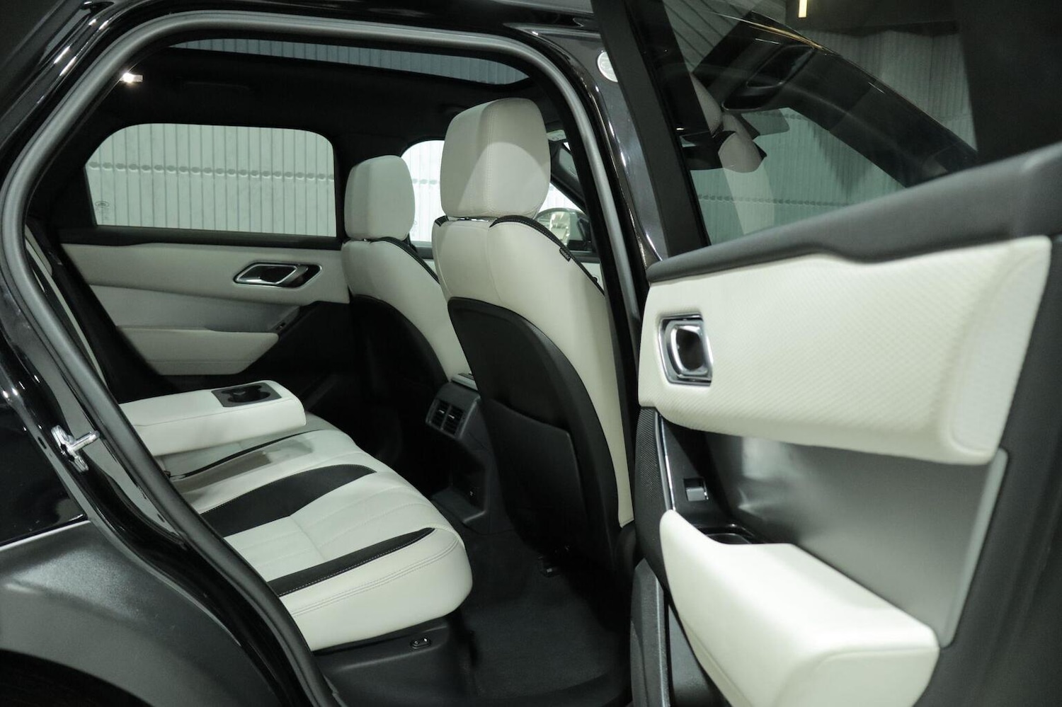 Used Land Rover Range Rover Velar 2018 for sale - 76769787: Photo 62