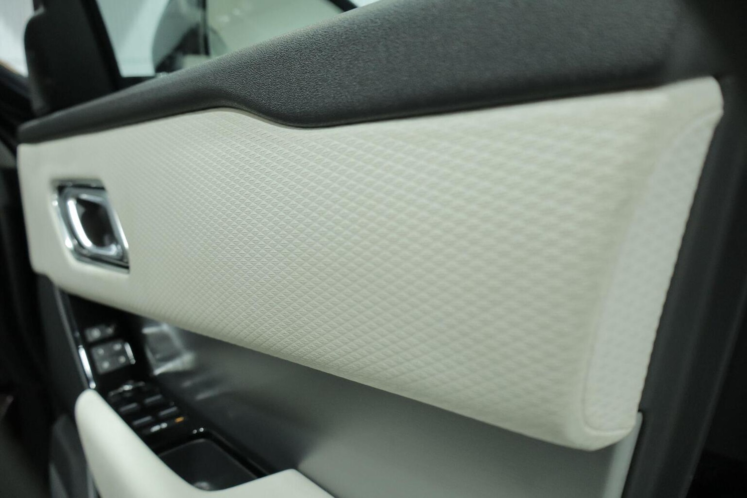 Used Land Rover Range Rover Velar 2018 for sale - 76769787: Photo 78