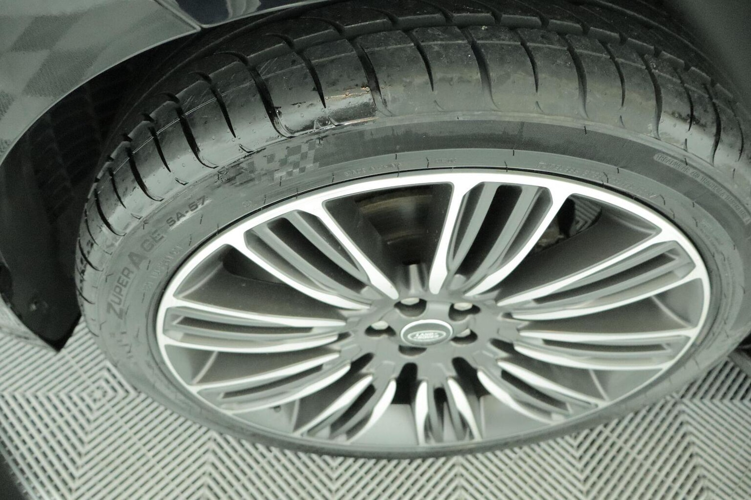 Used Land Rover Range Rover Velar 2018 for sale - 76769787: Photo 84