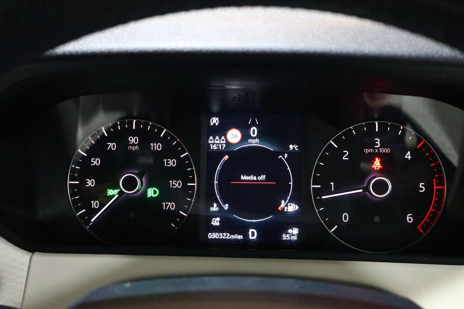 Used Land Rover Range Rover Velar 2018 for sale - 76769787: Photo 9