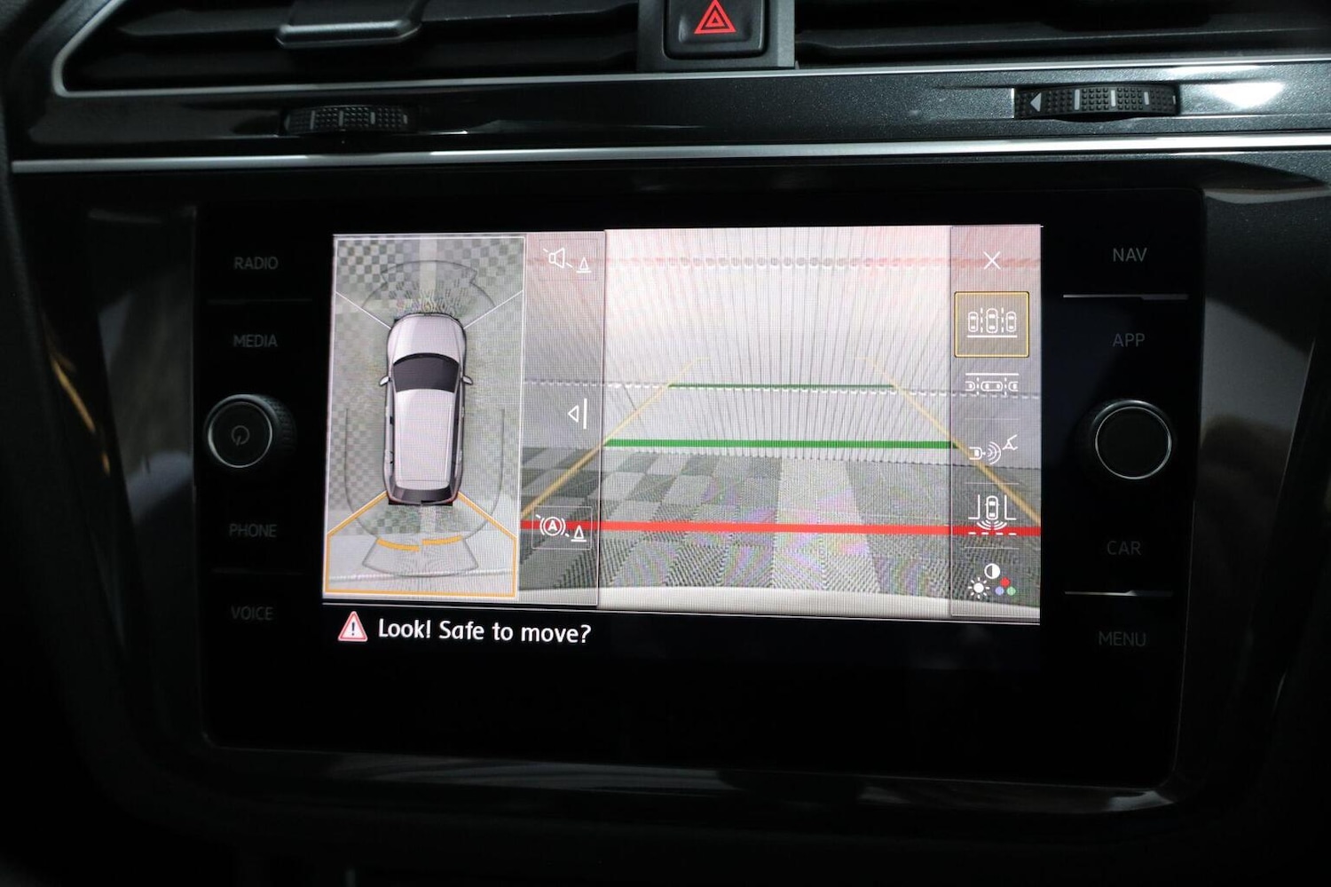 Used Volkswagen Tiguan 2019 for sale - 77453162: Photo 37