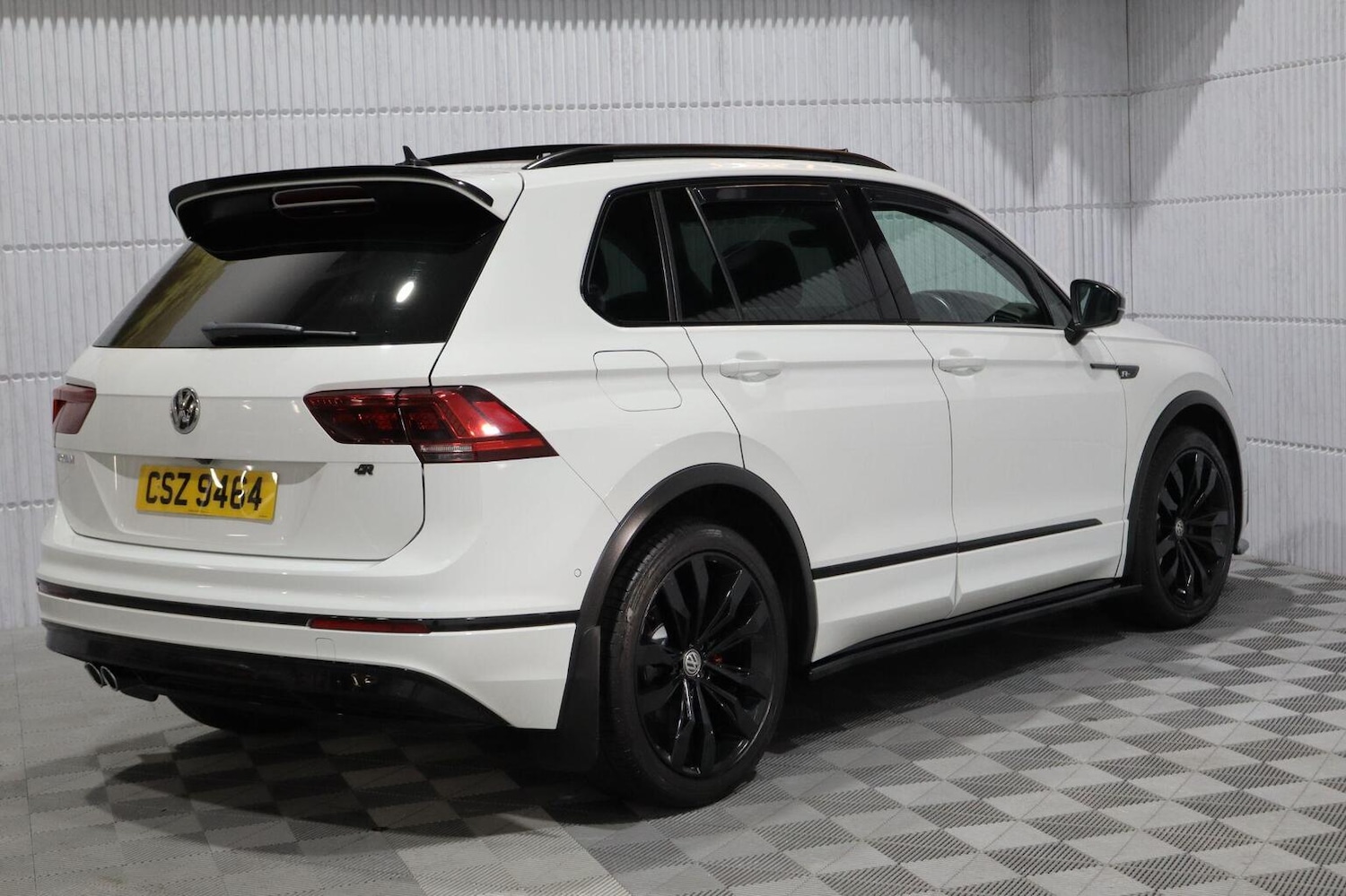 Used Volkswagen Tiguan 2019 for sale - 77453162: Photo 4