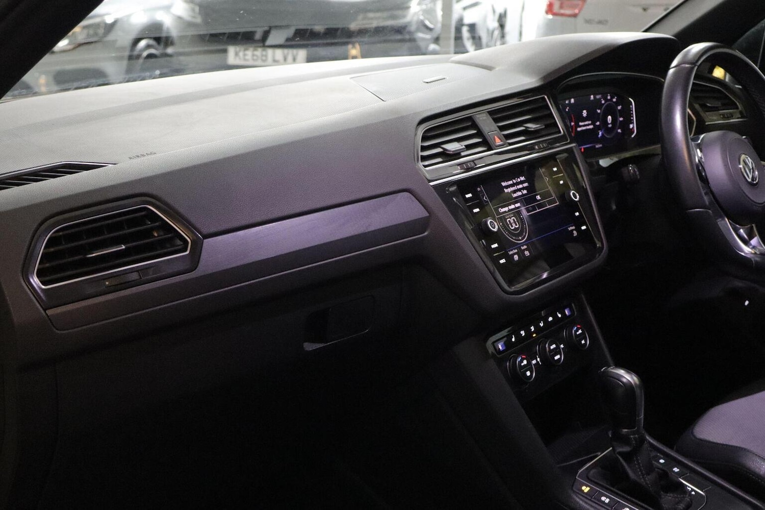 Used Volkswagen Tiguan 2019 for sale - 77453162: Photo 8