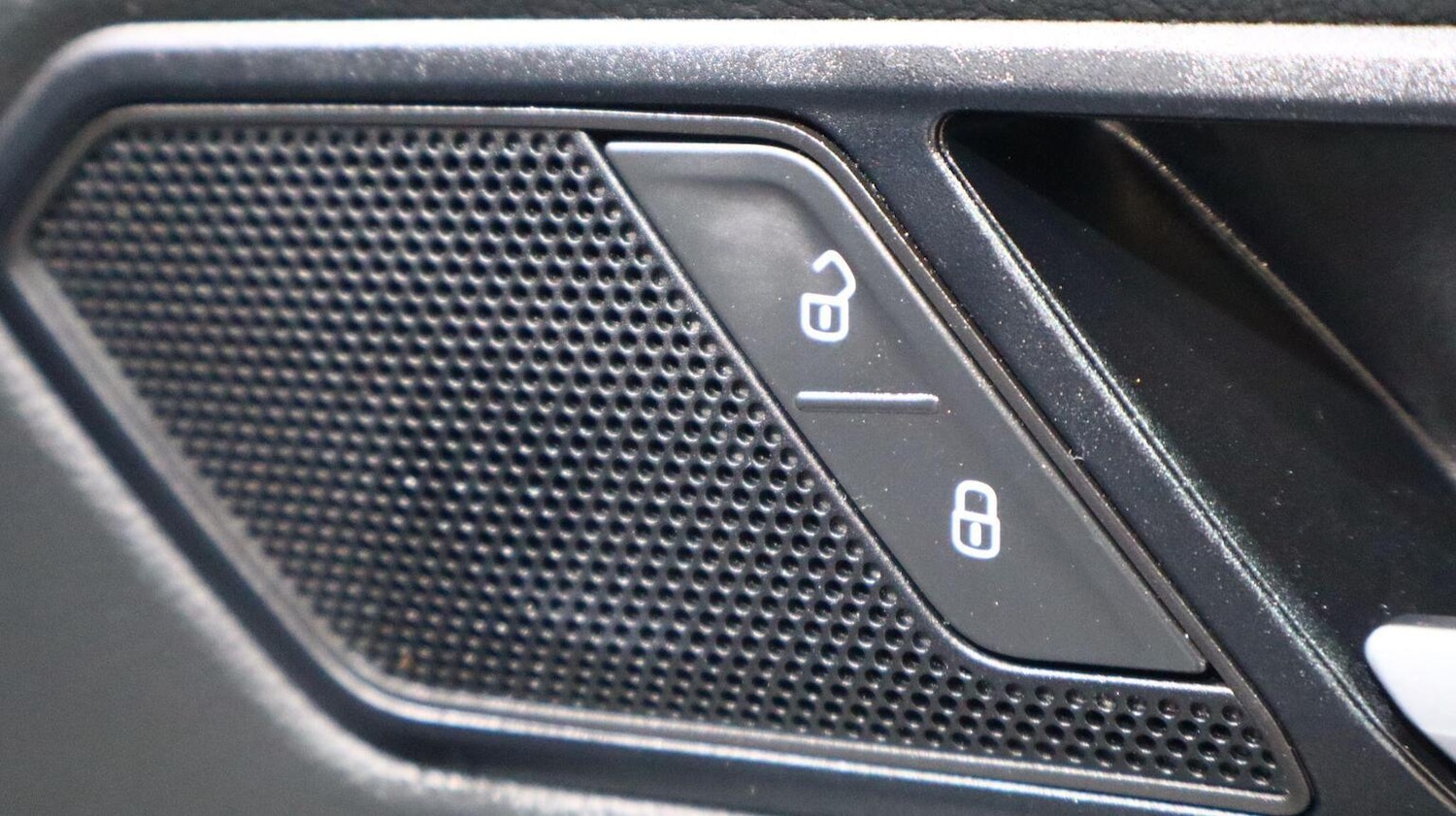 Used Volkswagen Tiguan 2019 for sale - 77616371: Photo 14