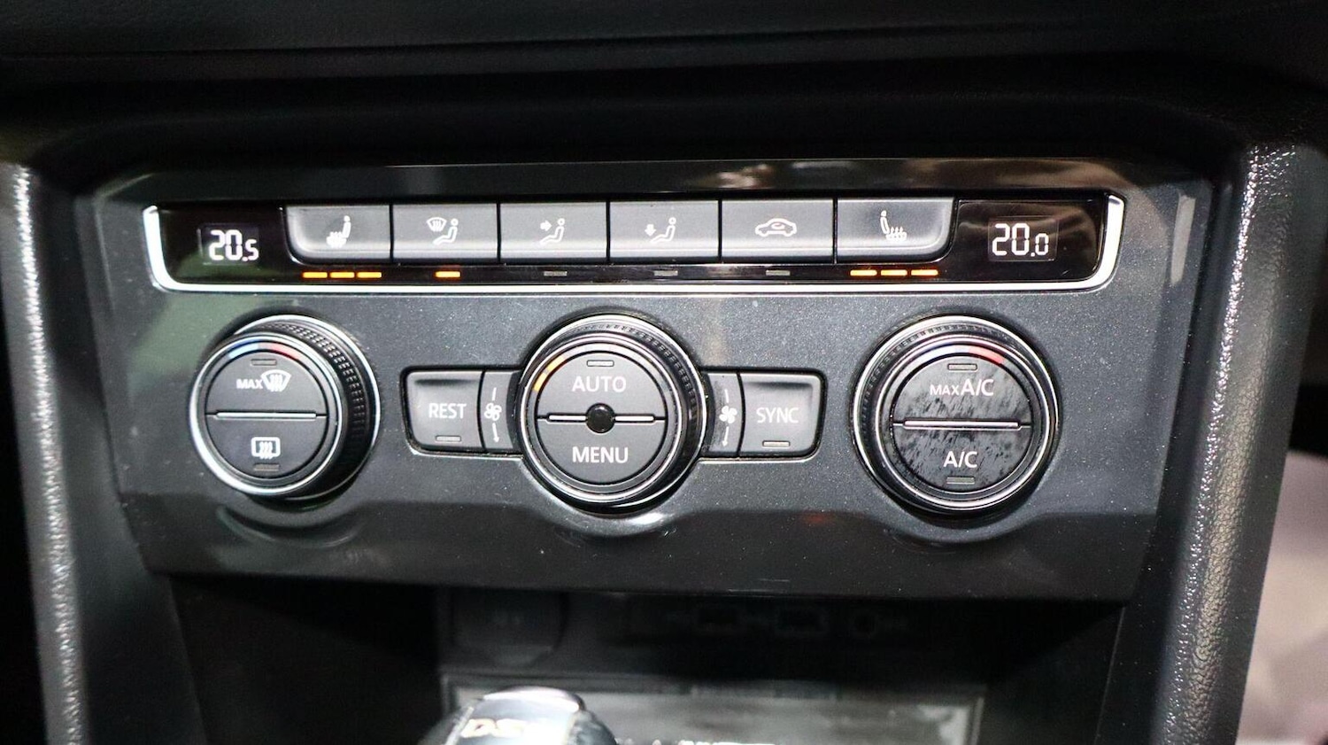 Used Volkswagen Tiguan 2019 for sale - 77616371: Photo 27