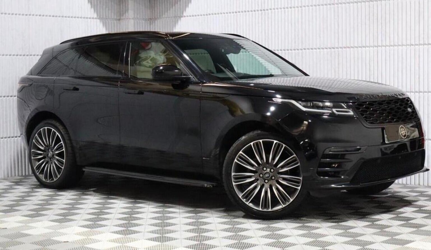 Used Land Rover Range Rover Velar 2023 for sale - 77749825: Photo 11