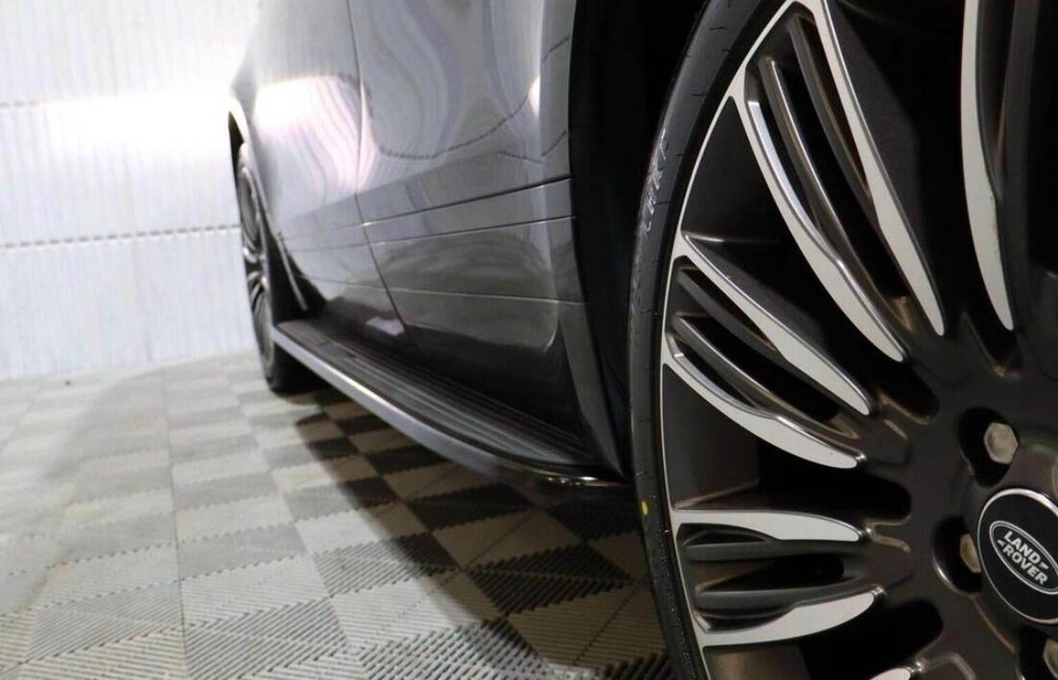 Used Land Rover Range Rover Velar 2023 for sale - 77749825: Photo 9