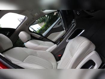 Used Jaguar F-Pace 2019 for sale - 79563909: Photo