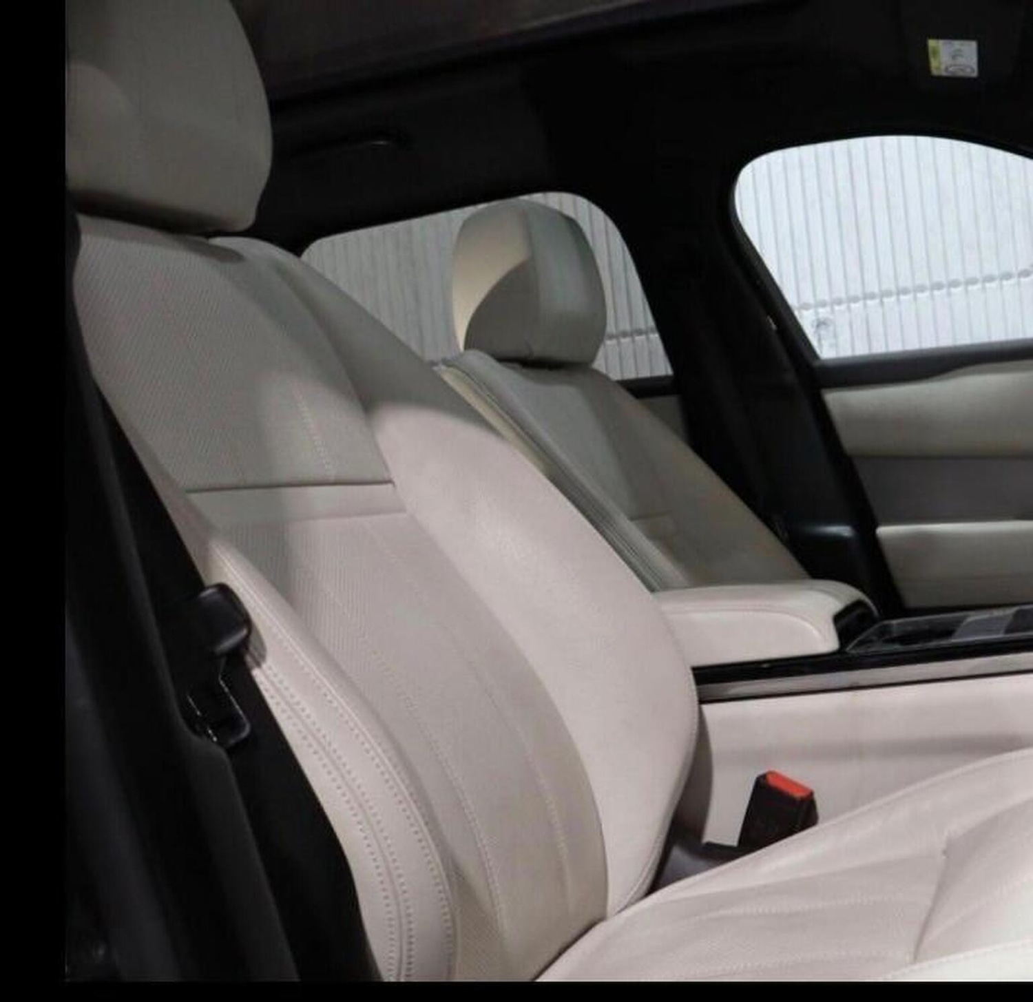 Used Land Rover Range Rover Velar 2019 for sale - 77162247: Photo 3