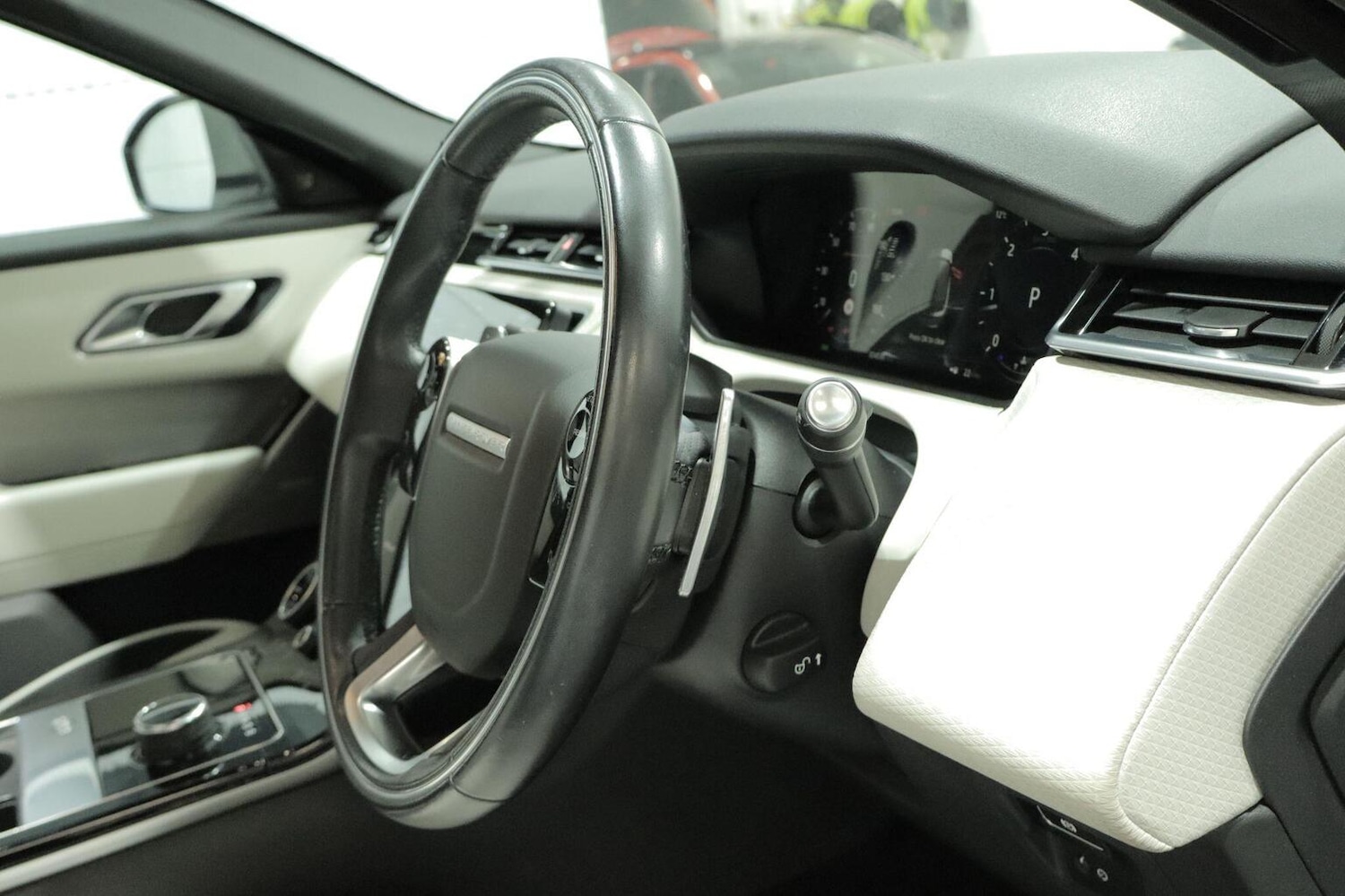 Used Land Rover Range Rover Velar 2018 for sale - 77008107: Photo 17