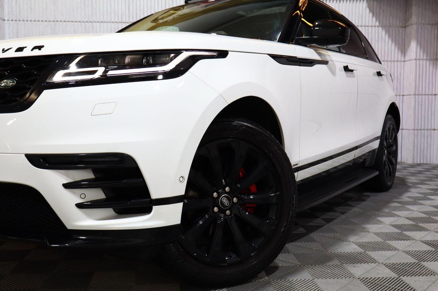 Used Land Rover Range Rover Velar 2018 for sale - 77008107: Photo 40