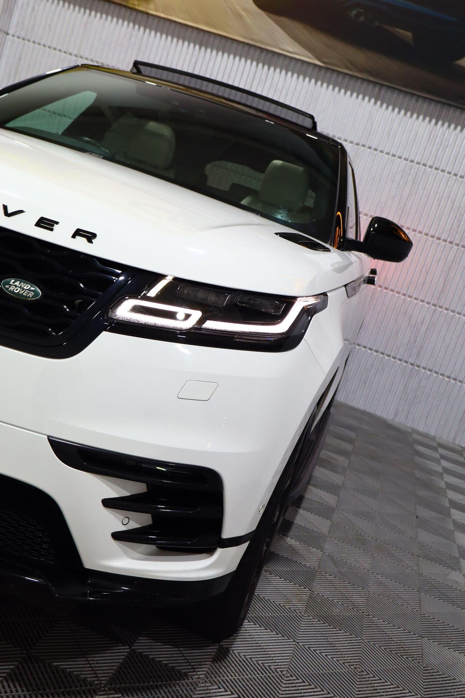 Used Land Rover Range Rover Velar 2018 for sale - 77008107: Photo 50
