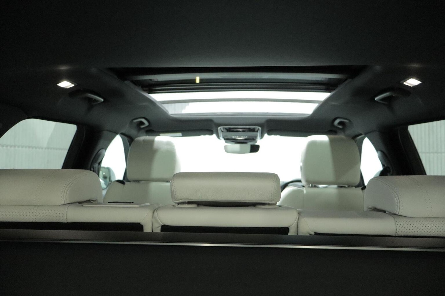 Used Land Rover Range Rover Velar 2018 for sale - 77008107: Photo 77