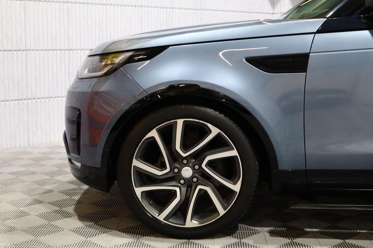 Used Land Rover Discovery 2020 for sale - 76605820: Photo 15