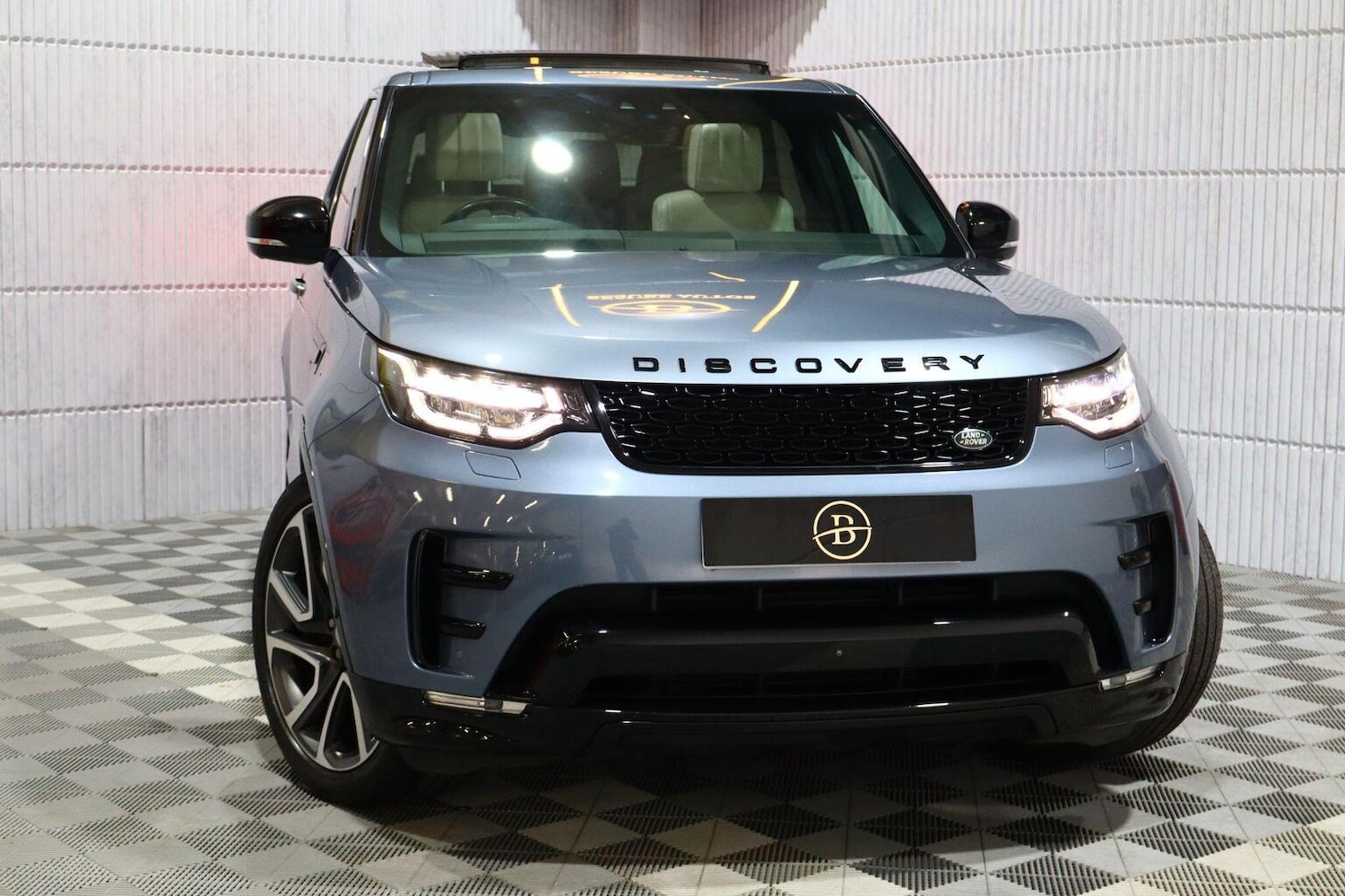 Used Land Rover Discovery 2020 for sale - 76605820: Photo 31