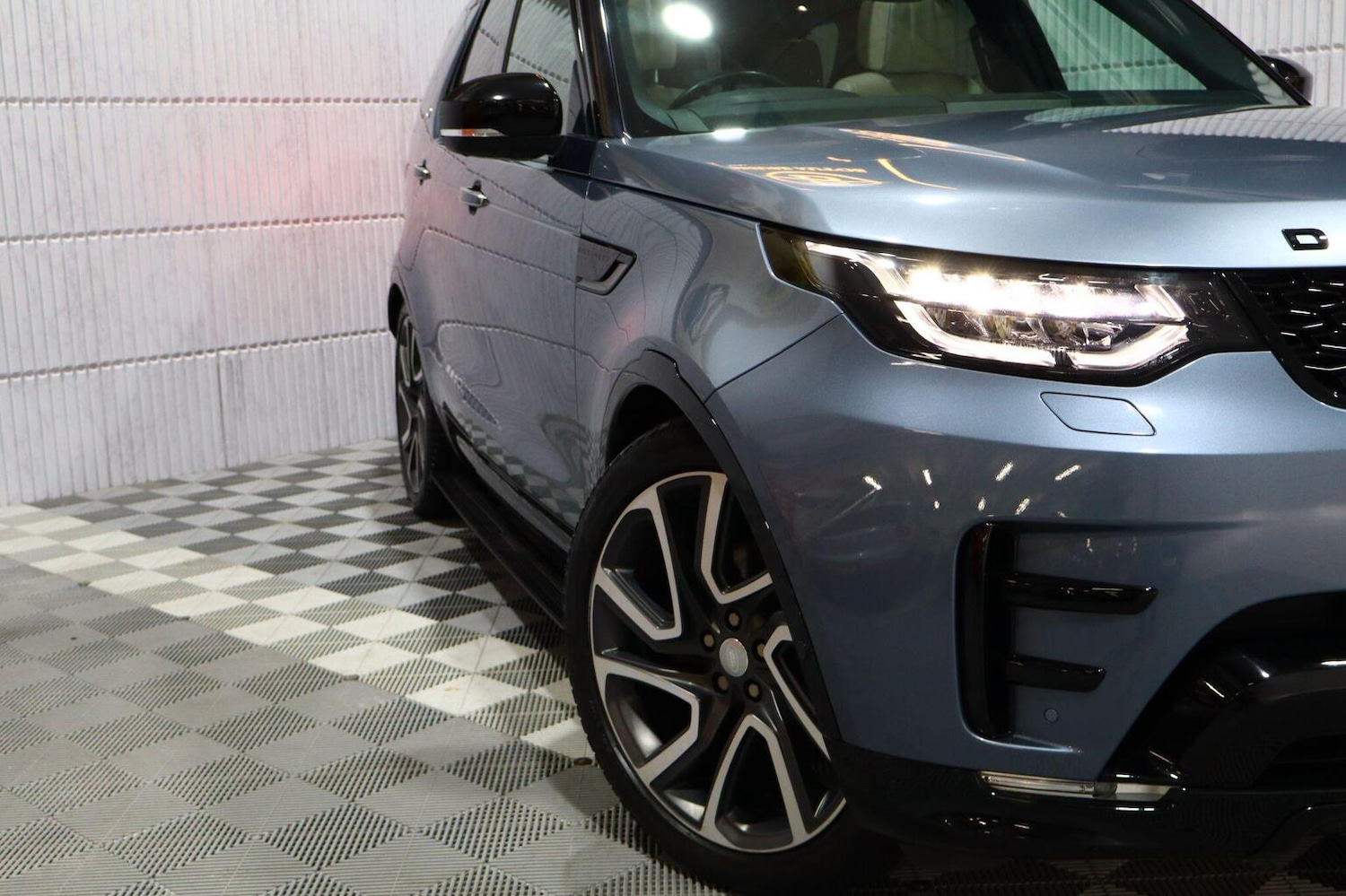 Used Land Rover Discovery 2020 for sale - 76605820: Photo 34