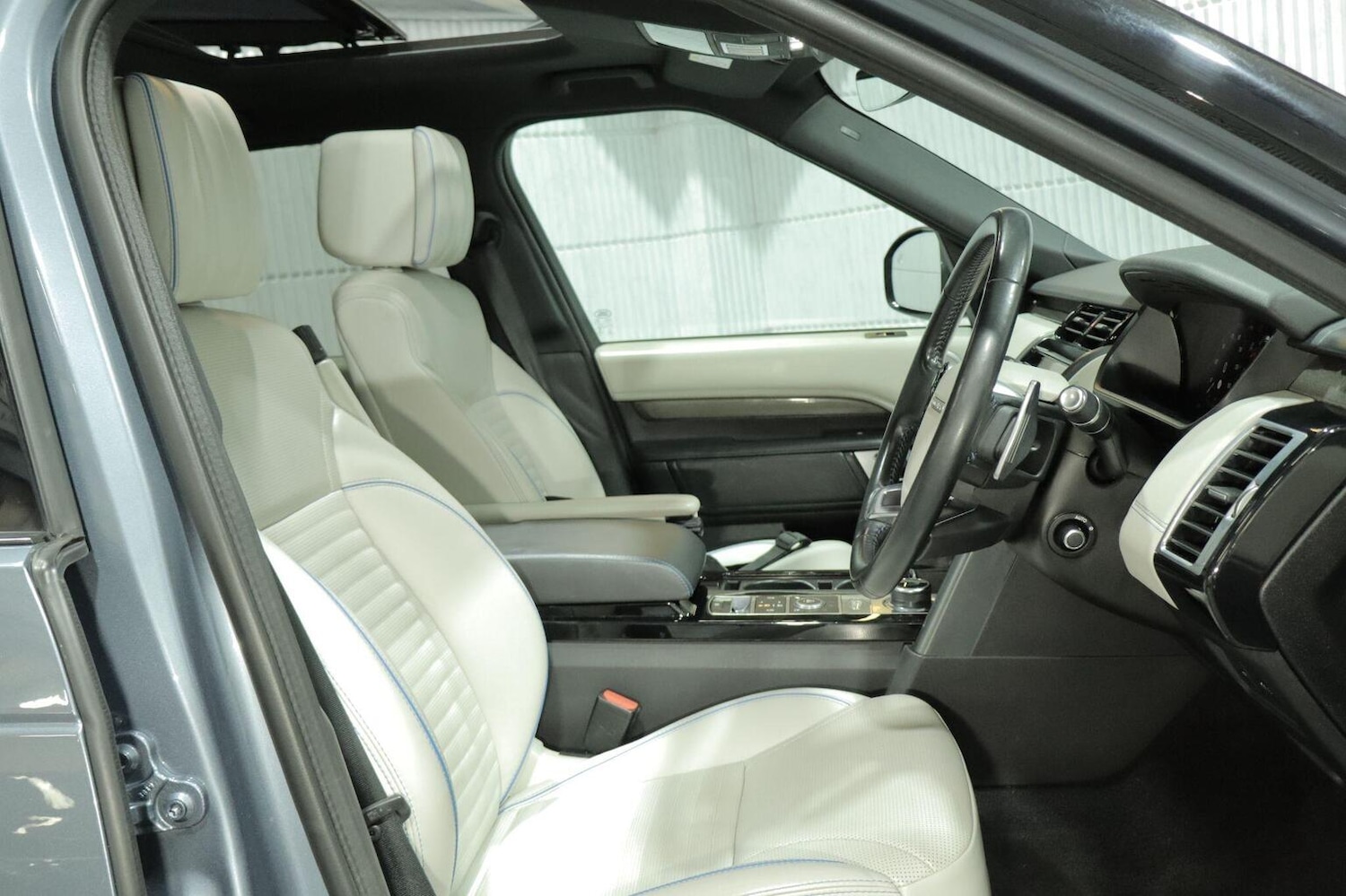 Used Land Rover Discovery 2020 for sale - 76605820: Photo 52