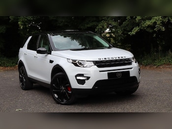 Used Land Rover Discovery Sport 2017 for sale - 79302208: Photo