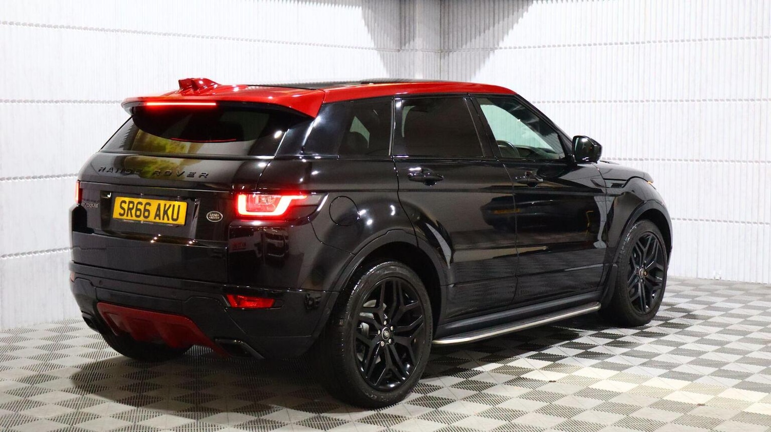 Used Land Rover Range Rover Evoque 2017 for sale - 77781703: Photo 32