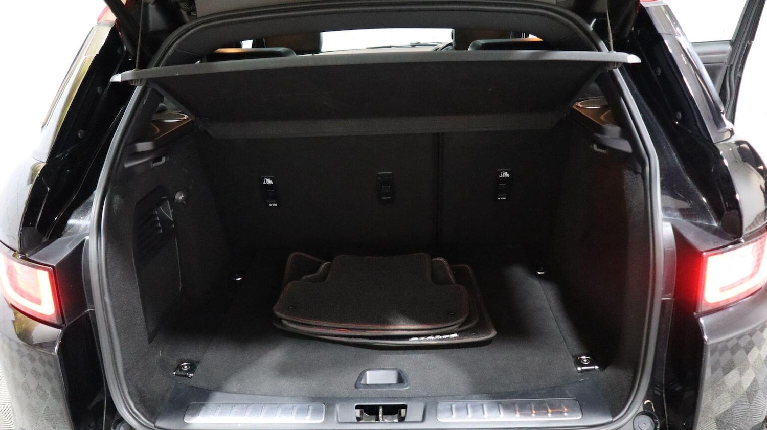 Used Land Rover Range Rover Evoque 2017 for sale - 77781703: Photo 58