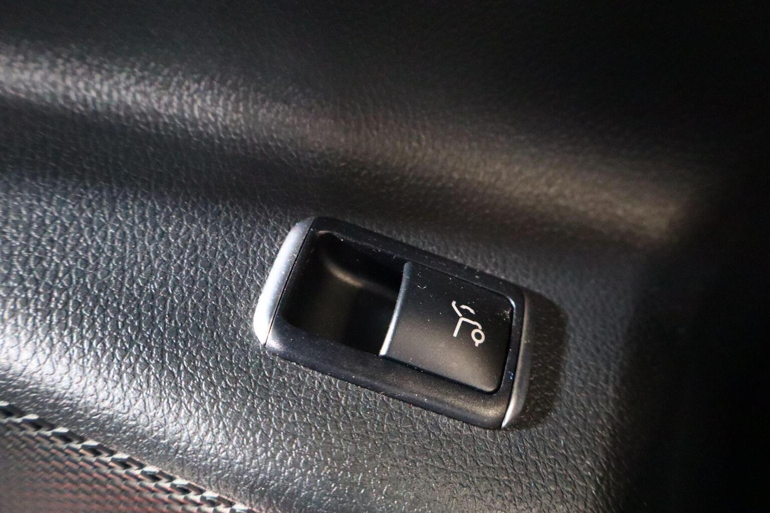 Used Mercedes-Benz GLA 2018 for sale - 76884869: Photo 25