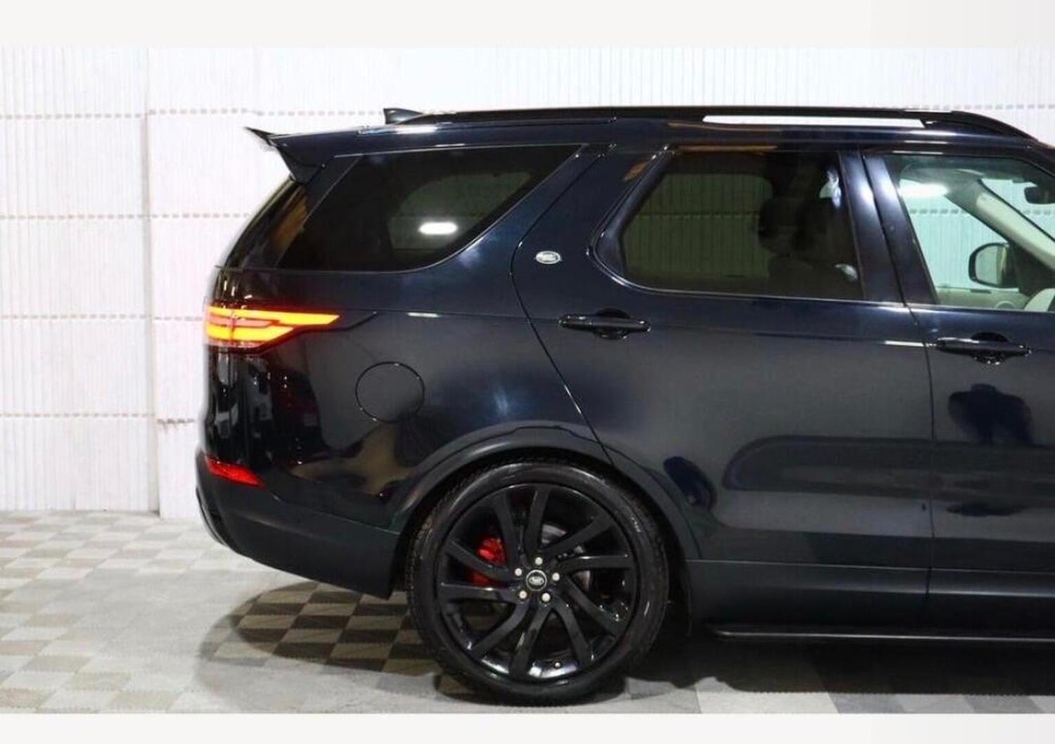 Used Land Rover Discovery 2019 for sale - 78098123: Photo 5