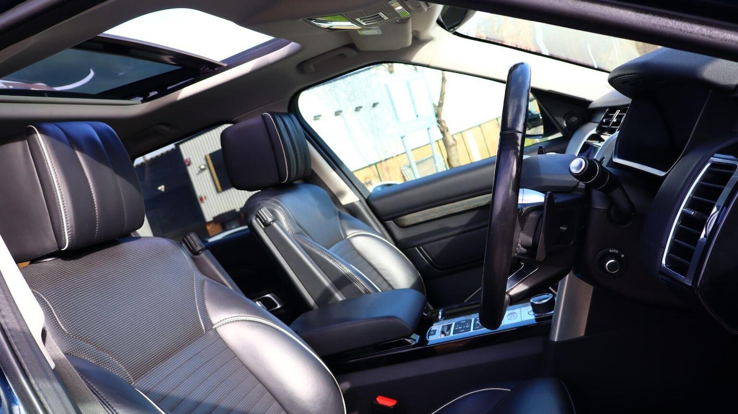 Used Land Rover Discovery 2019 for sale - 78070456: Photo 3