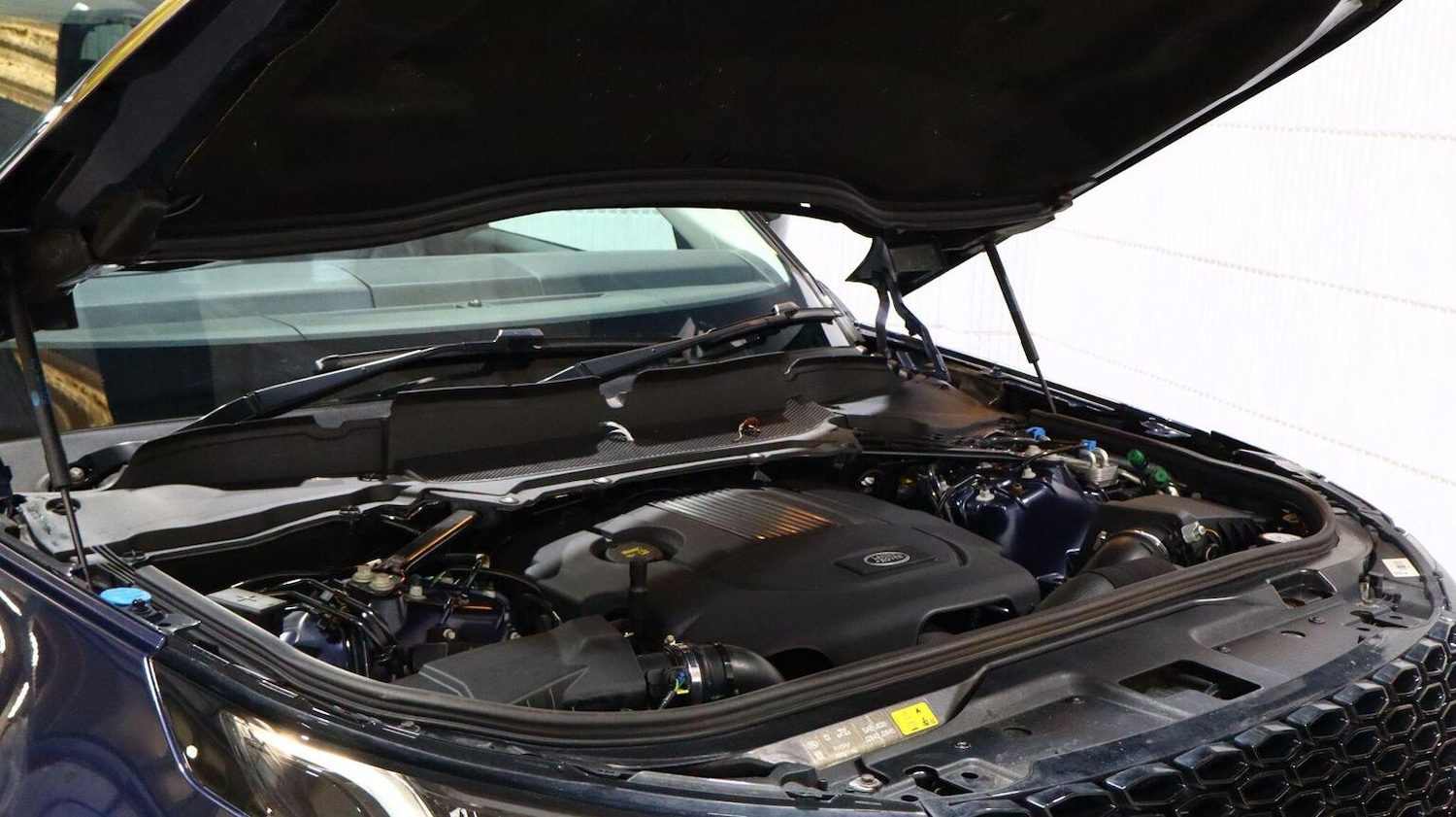 Used Land Rover Discovery 2019 for sale - 78070456: Photo 60