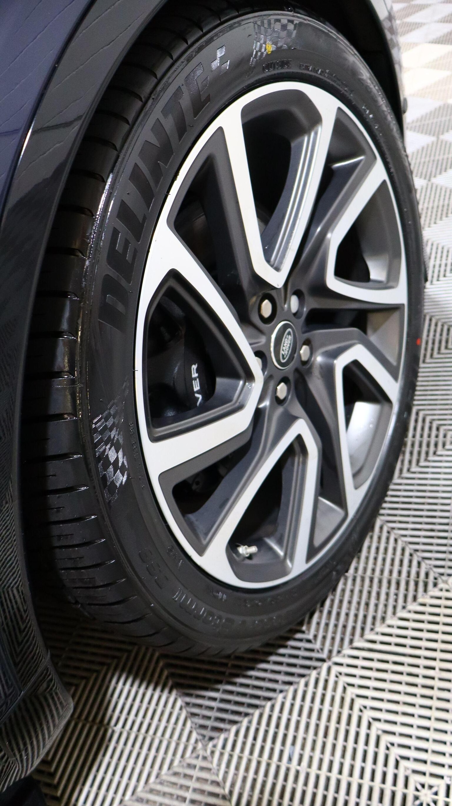 Used Land Rover Discovery 2019 for sale - 78070456: Photo 61