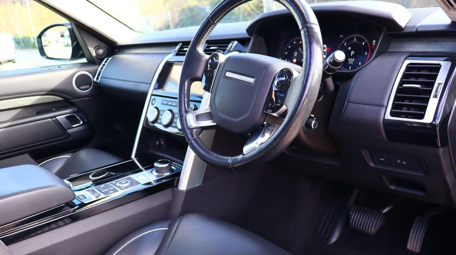 Used Land Rover Discovery 2019 for sale - 78070456: Photo 68