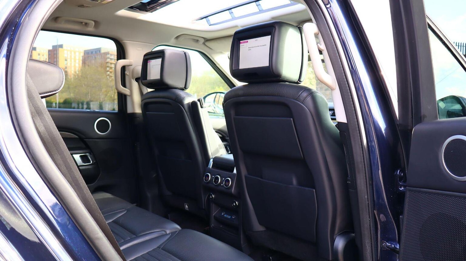 Used Land Rover Discovery 2019 for sale - 78070456: Photo 69