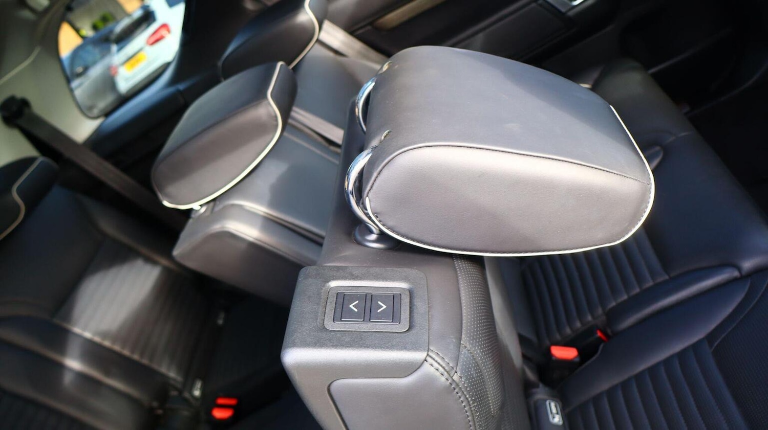 Used Land Rover Discovery 2019 for sale - 78070456: Photo 70