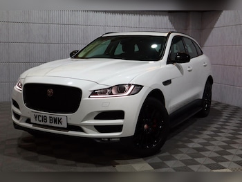 Used Jaguar F-Pace 2018 for sale - 76968584: Photo