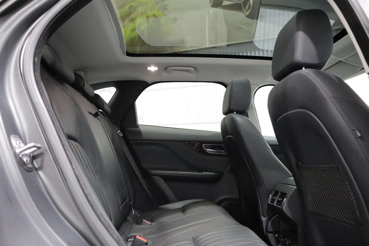 Used Jaguar F-Pace 2018 for sale - 76968584: Photo 27