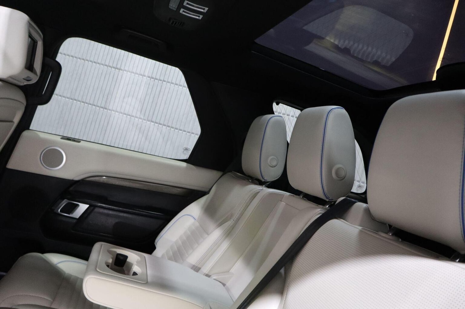 Used Land Rover Discovery 2019 for sale - 76412228: Photo 24