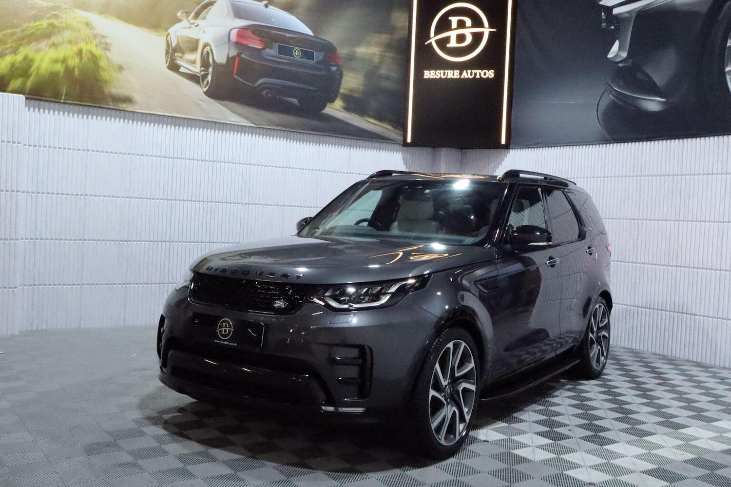 Used Land Rover Discovery 2019 for sale - 76412228: Photo 30