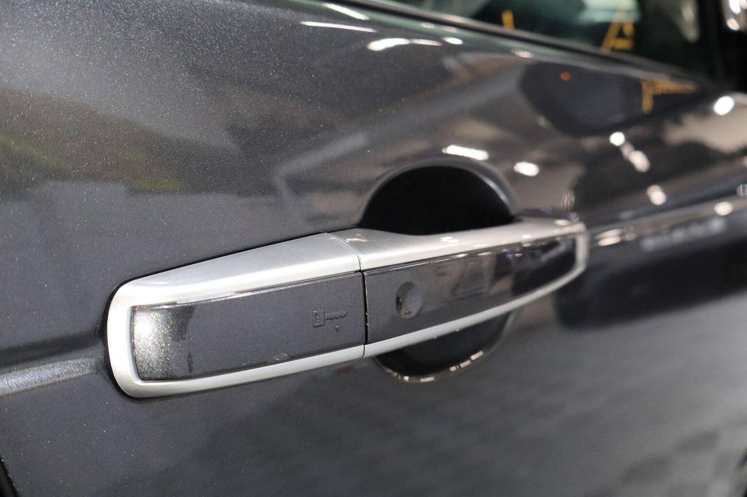 Used Land Rover Discovery 2019 for sale - 76412228: Photo 46